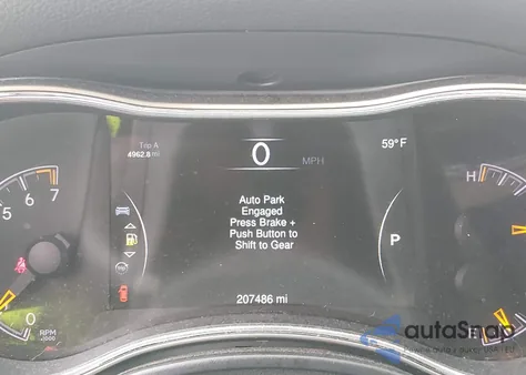 2014 Jeep Grand Cherokee Laredo z USA, uszkodzony, nr VIN 1C4RJEAG2EC359949